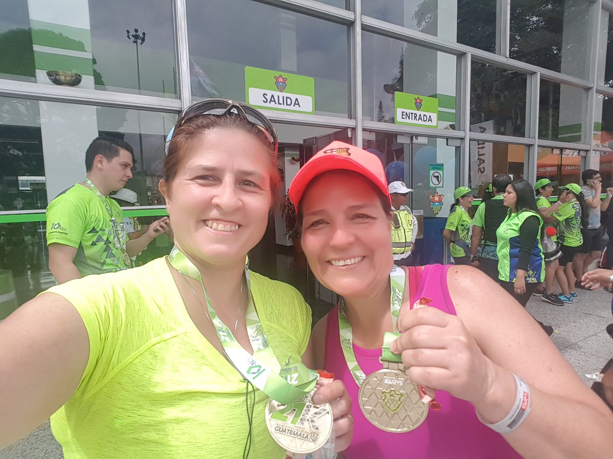KayayanKatia's tweet photo. So proud of Tita for finishing her first half marathon!!! Way to go! #hardworkpaysoff @colegiomayagt https://t.co/wilznpxlXR
