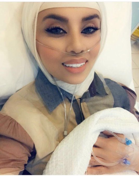kuwaitnanews's tweet photo. #كويتنا | #شيماء_العيدي بعد اعلان الاطباء عجزهم عن علاجها : لن احزن لاني صابره ومتوكله على جميل العطايا رب العالمين. https://t.co/ICQYAMOjJI