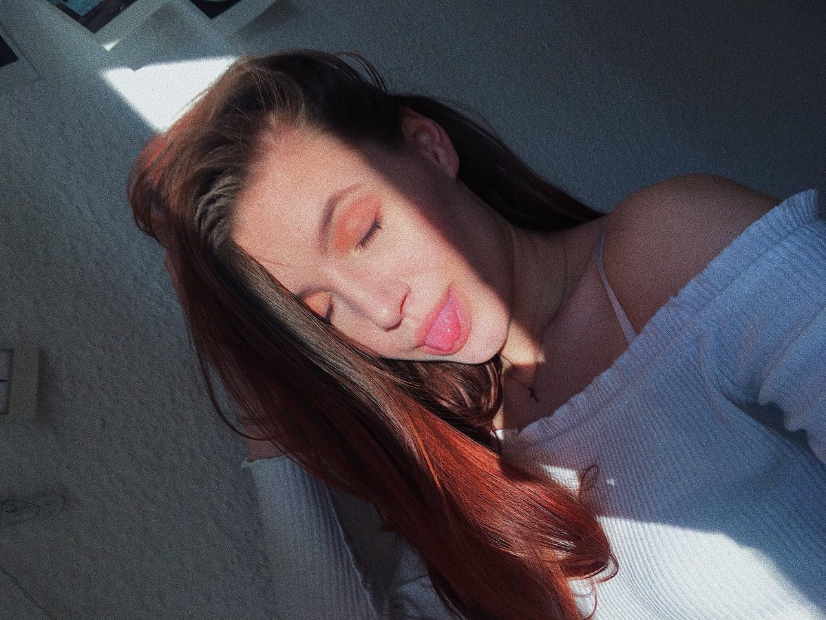 idekvxlxttx's tweet photo. what’s on your mind? #yesimqueer https://t.co/eMnziaiLTA