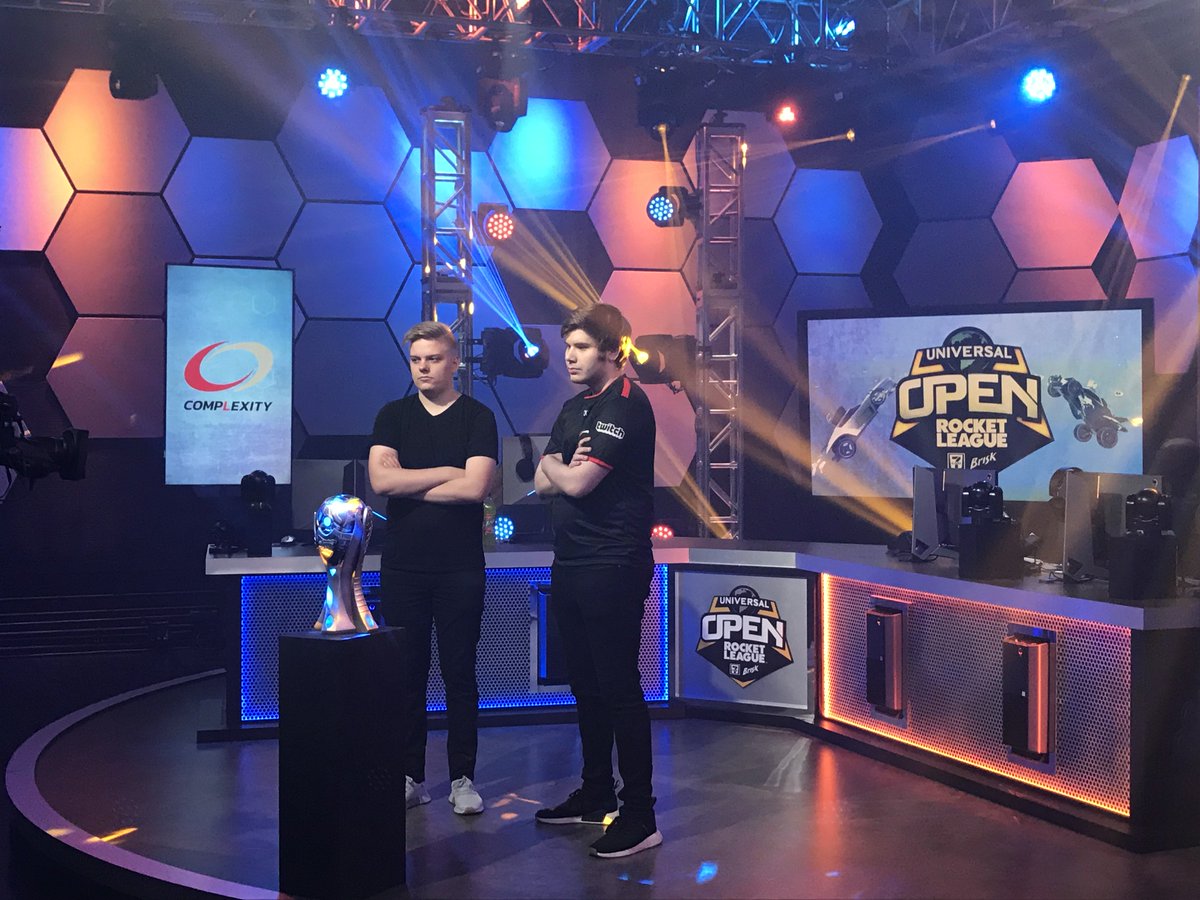 The Universal Open tweet media