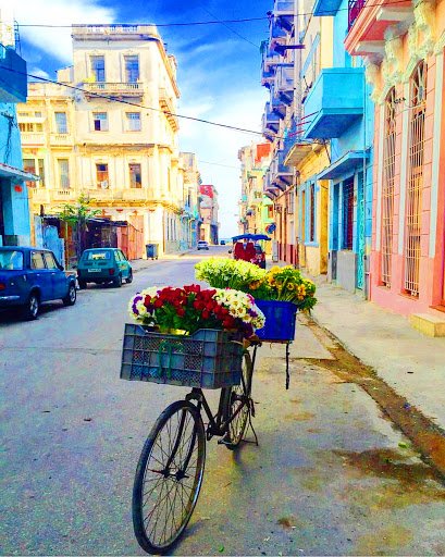 multiphone's tweet image. Hoy es el último día para que reserves tu envío de saldo a tus amigos y familiares que están en #Cuba ¡Aprovecha! 🇨🇺🤗📱 Comunícate con nosotros y no dejes de sorprenderlos 👉☎ (305) 3577431
#Multiphone #Cuba #LaHabana #Cubacel