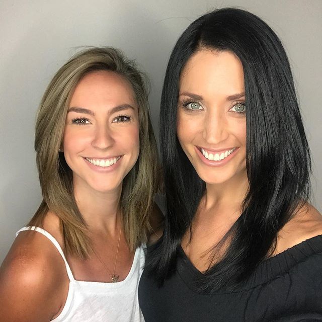 MadelineEvansWx's tweet image. Happy hair happy life 💁🏻‍♀️💁🏼‍♀️
#AOCSalon #SummerHair #FreshColor #HappyPlace #FancyHair #HairTherapy #Baylayage
Hair by: @bailey4488 @dervelle
Fav products ↔️ @davinesofficial ift.tt/2PFXxJY