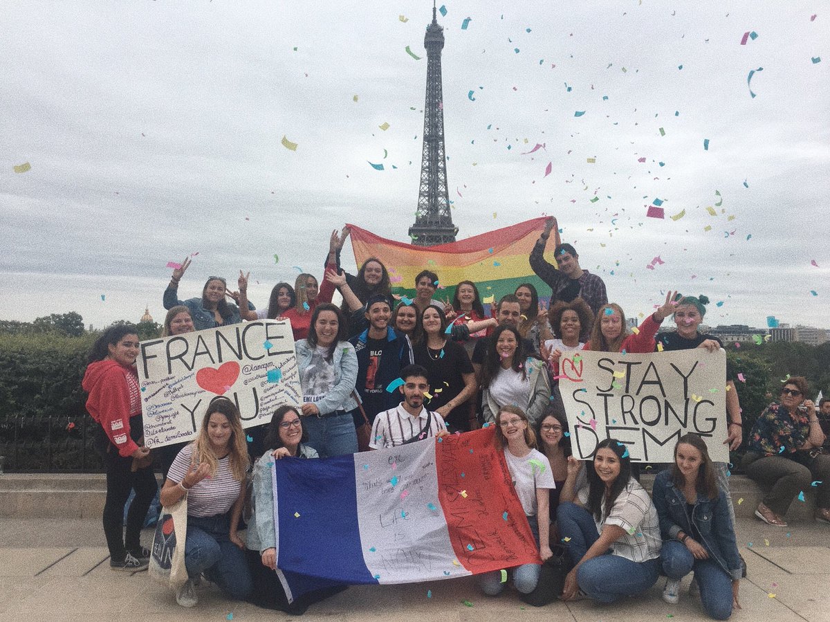 DemiTeamFR's tweet photo. Paris meet up was incredible! we’re still here and we’ll never leave you alone, no matter what happens 💗 https://t.co/eU2ToURa3q