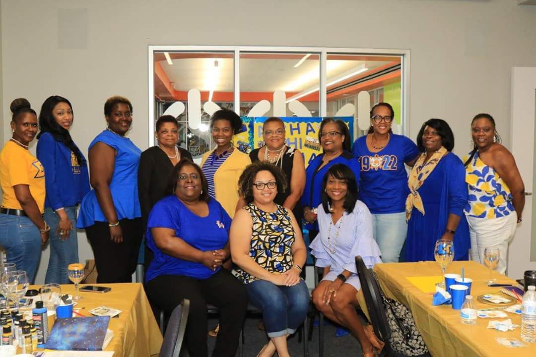 APhiSigmaSGRHOS's tweet photo. The Alpha Phi Sigma Chapter hosted a Sigma Rholl Call for inactive Sorors and Sorors that recently relocated to San Antonio. It was an afternoon filled with food, fellowship, and bonding. Our sisterhood is priceless! #SigmaGammaRho #SGRHO #APSNothingButTheBest #SGRHOSW #SWSGRHO https://t.co/jc7Zsct5Wq