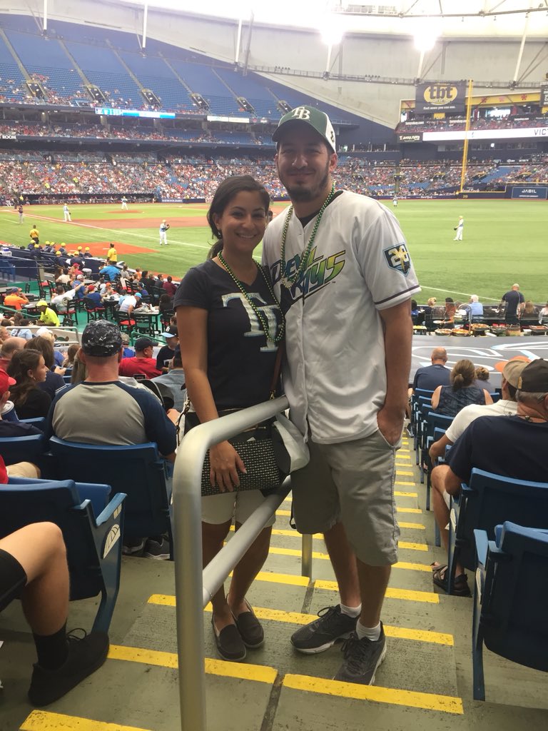 AIannelliJr21's tweet photo. Going for the sweep against the @RedSox !! Go @RaysBaseball !! #USFDay #RaysUp https://t.co/lDPgNEXOCd