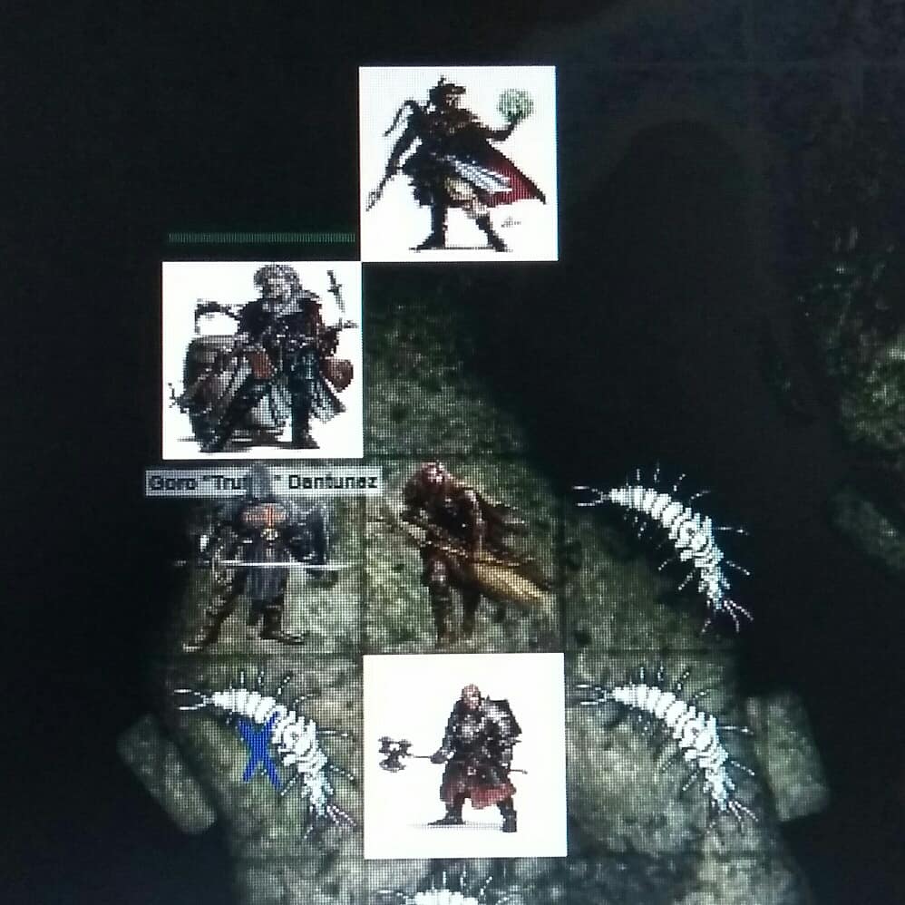 refuerzodiver's tweet photo. Mi 1a de #rol #online y me lo pasé pipa :) gracias @Goznar13 🙌 x invitar a esta #novata
#Pathfinder #Mazmorreo #Globlins #SetasMalignas q s apoderan d nuestras #Mentes cn #Esporas (yo me llevé una rodaja, jiji) y montones #Ciempiés que no dejaban de atacar a #DunkanMcHamelin https://t.co/sVeom8Hl9Y