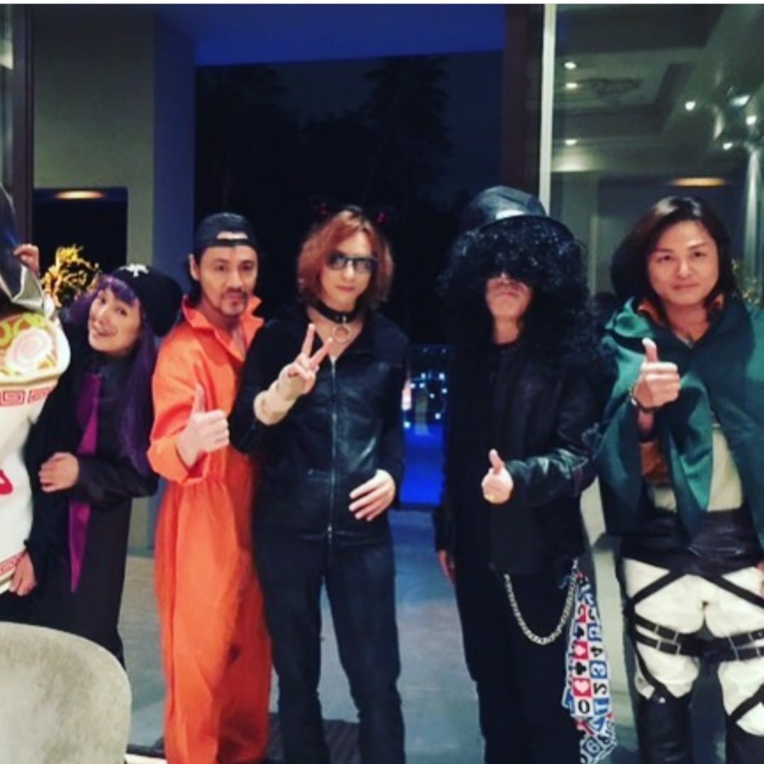 Yanagi このショットすげぇな 氷室京介がプライベートでこの方々と仲良いのは有名だけど全員有名 氷室京介さんはオレンジ 他は誰だか分かる T Co Dob4nwram1 Twitter Yanagi このショットすげぇな 氷室京介がプライベートでこの方々と仲良いのは有名だけど全員有名 氷室京介さんはオレンジ 他は誰だか分かる T Co Dob4nwram1 Twitter