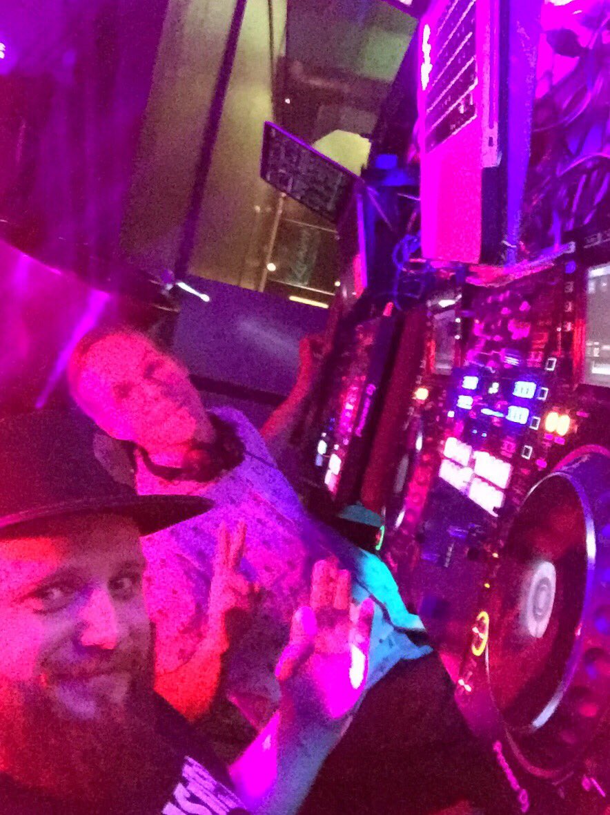 Fat lady #tampere with my bro Jiri #dj #djlife #djlifestyle #club #clubbing #clubmusic #music #clublife #nightclub #nightlife #clubnight #night #party #summer #sun #bar #barlife #instagood #instalike #instagram #scandinavia #finland #love #life #live