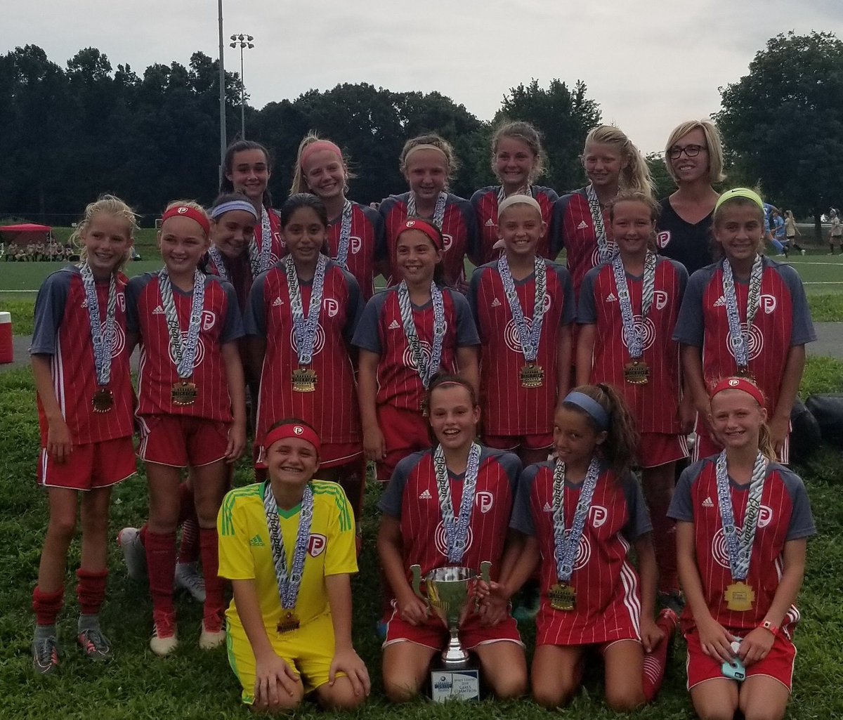 PennFusion_SA's tweet photo. 2006 PreAcademy Girls won the #SpiritKickoffClassic and were crowned Champions! #RiseWithUs #FusionPride 🔴⚪️⚽️ https://t.co/T4mjF2Uje0