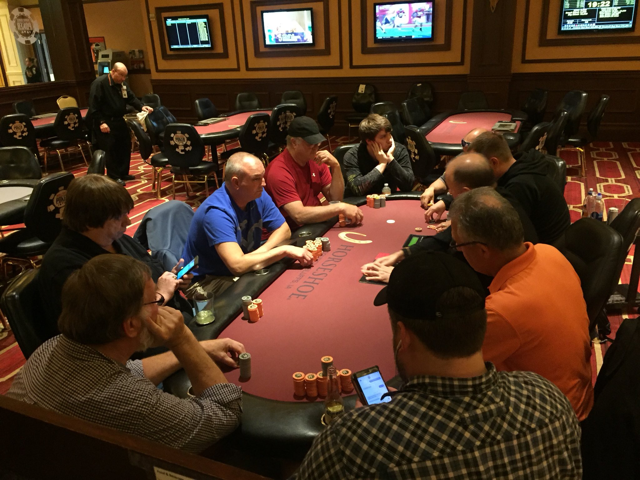 Horseshoe casino council bluffs poker room Horseshoe casino council bluffs poker room