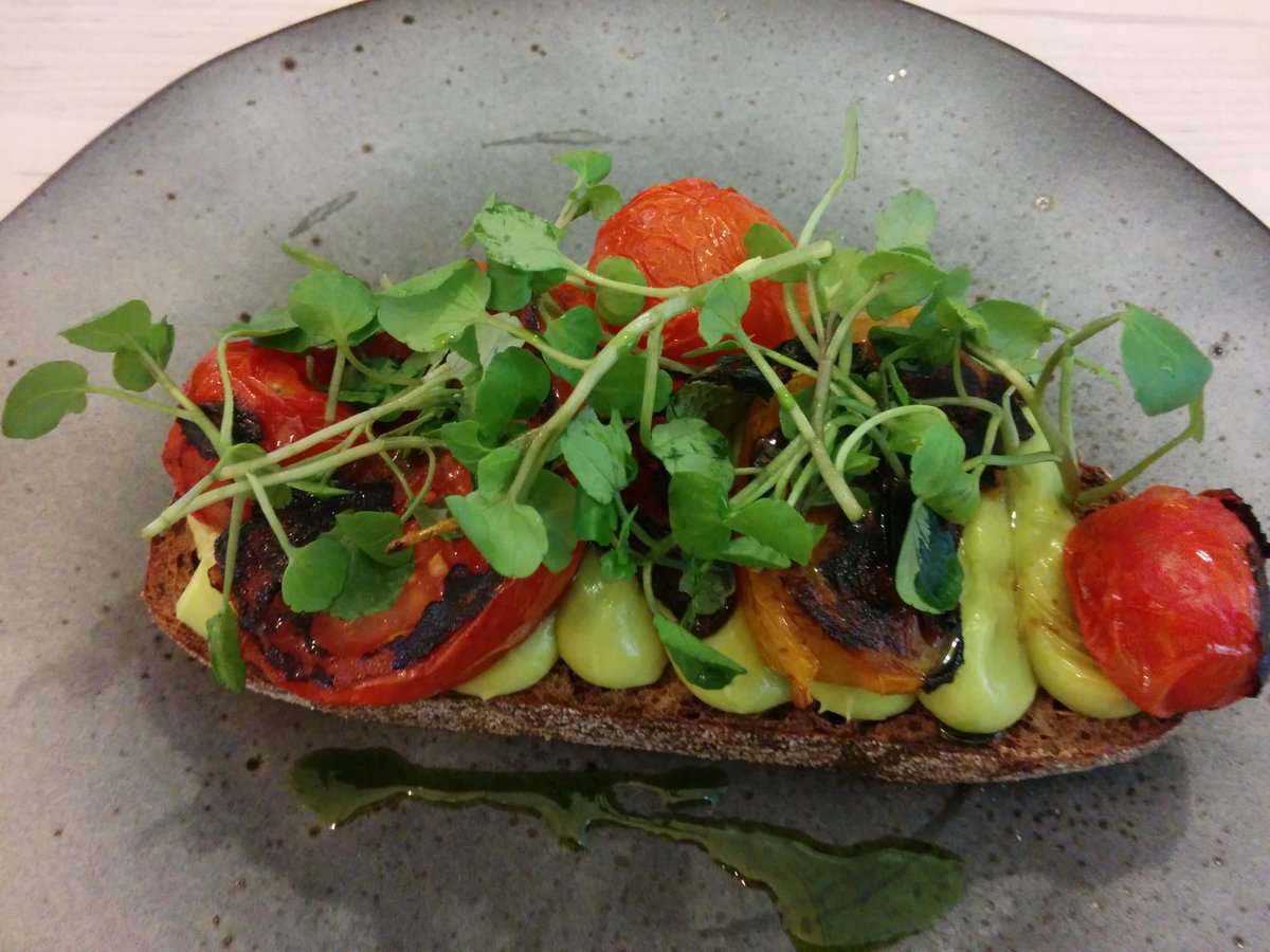 robinsonwrites1's tweet photo. Delicious brunch today @kystyambleside from the very clever Ryan &amp; Gemma Blackburn &amp; chef @AndrewPoss plus excellent @redbankroasters coffee, @lovinglyartisan bread &amp; superb front of house  #anewfaveplace https://t.co/H53fDxre4p