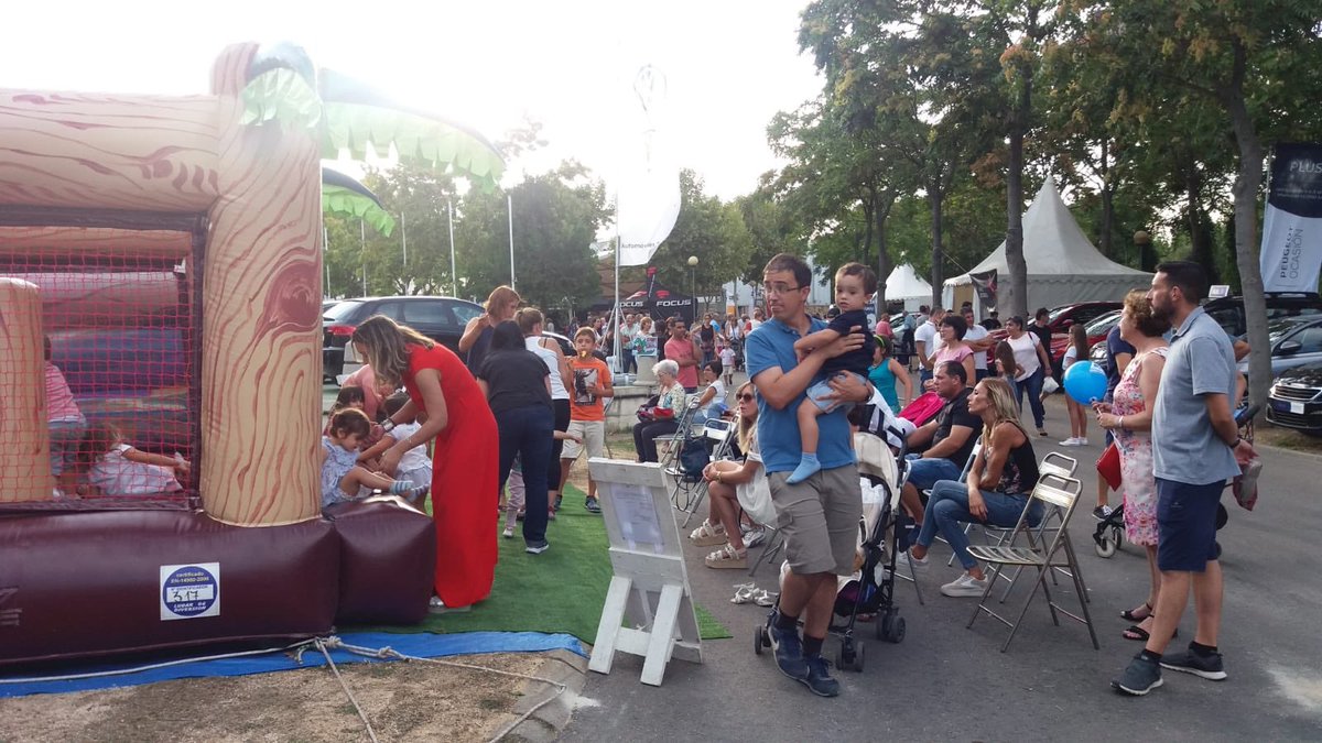 A punto de cerrar sus puertas tras tres intensos días, #FERMA2018 ha vivido una animada tarde conjugando la exposición y venta de productos con el ocio para todas las edades #Barbastro