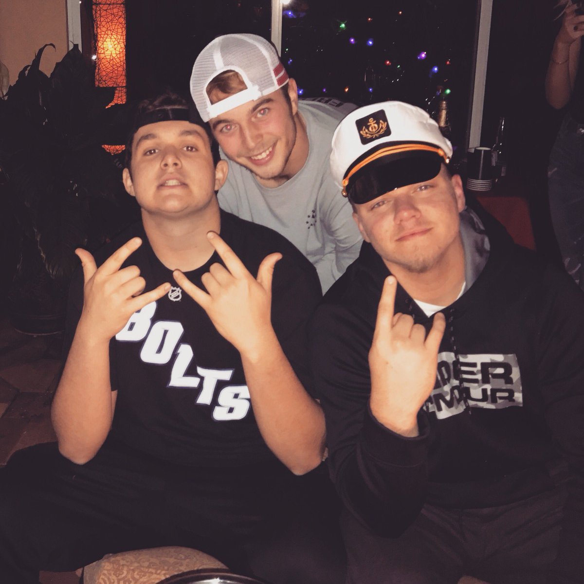 Michael_jr8's tweet photo. Miss these two more than words can describe man😐 https://t.co/t7u0lZrdWb