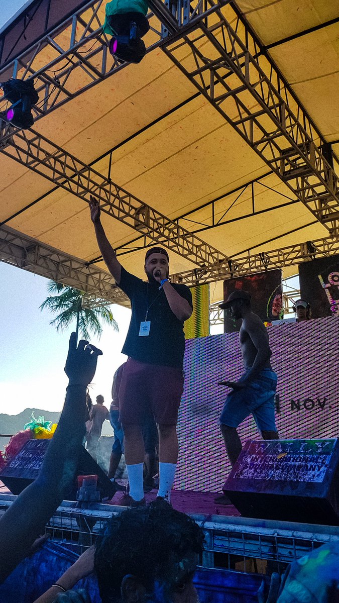 dcarterhq's tweet photo. @AaronFingal #MadAndBad๐ฅ๐ฅ๐ถ
#LongLiveSummer https://t.co/X5zq68evp5