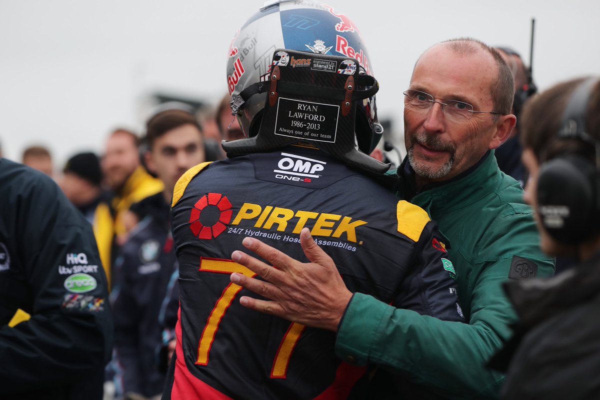 AndrewJordan77's tweet image. Awesome weekend at Knockhill. Car was on form all weekend and everyone did a great job. Now the long drive home with some trophies 😜🏆👌🏻