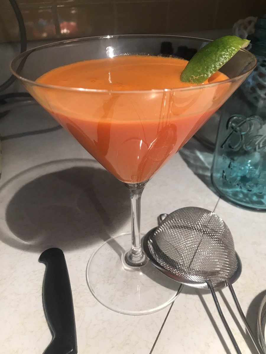 Carrot pear lime juice w a twist. #juice #yum #fancy
