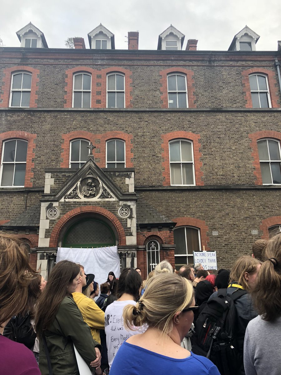 racimurphy's tweet image. Humbled to be present for all those who suffered at the hands of the church in Ireland. The last of the #MagdaleneLaundries only closed in 1996. Time for acknowledgment, action &amp;amp; accountability #TruthJusticeLove #stand4truth #PopeInIreland #ireland2018