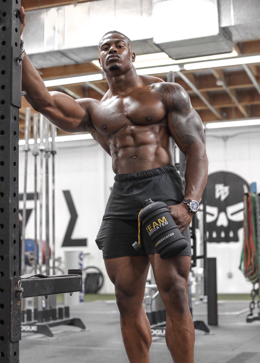SimeonPanda's tweet photo. Stay hydrated with this FREE @DedicatedNutr Water Jug 👌🏾
Visit https://t.co/ZWbW7PghRC to find out more! Use code: SIMEON10 for discounts
#TeamDedicated #IAmDedicated https://t.co/k2GmAtCoHP