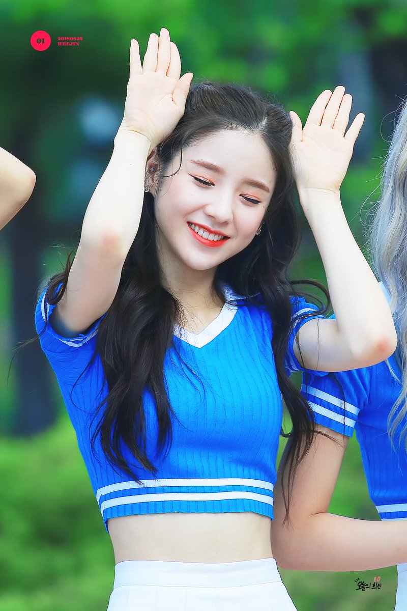 오늘의 희진 tweet media