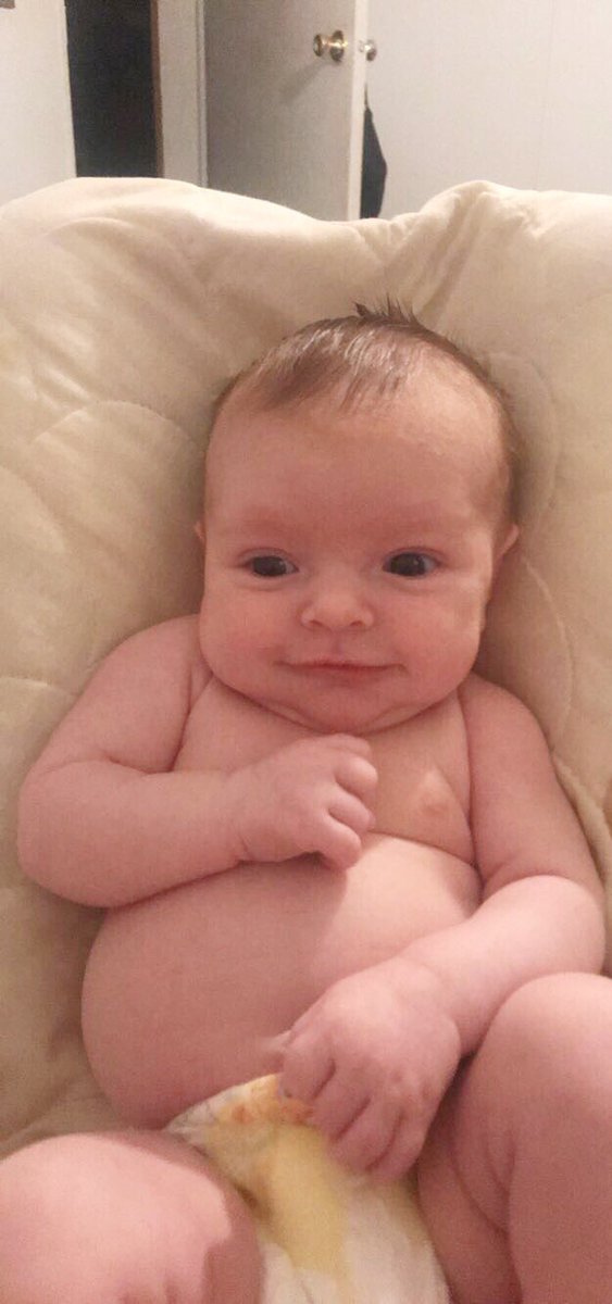 maddiefaith3's tweet photo. y’all look at how sweet my niece is 💗 https://t.co/ihZgo26alP