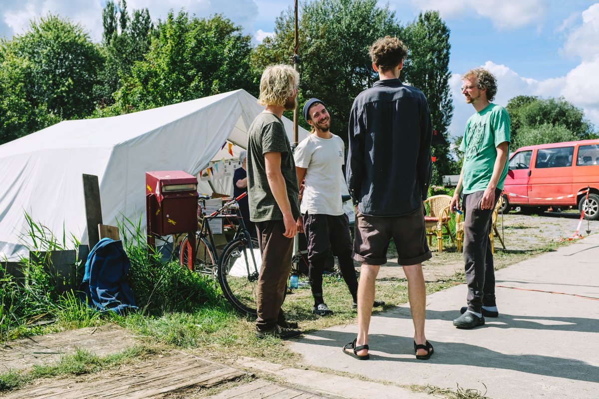 SoapboxEN's tweet image. 3/3 🔴 More information can be found here: code-rood.org/index.php/en/a…
To be continued...
#coderood #climatecamp #climateaction @Klimaatactie