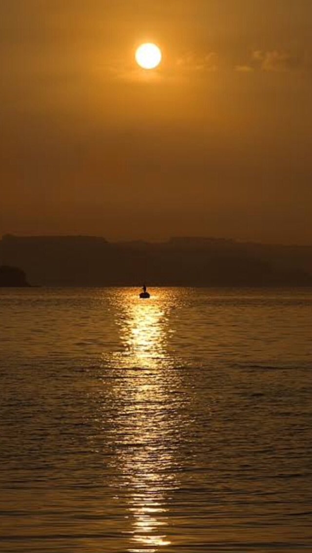 ALLAHım dert veripte derman aratmasın buda gelir buda geçer kimseyi kırmam o kolayda , kırılmadan zor , niyetime göre versin RABBİM umutlarım hayallerim var bize dair söyleyemediğim NASİP “ SEHER VAKTİ KAVUŞURUZ “Gecen güzel olsun