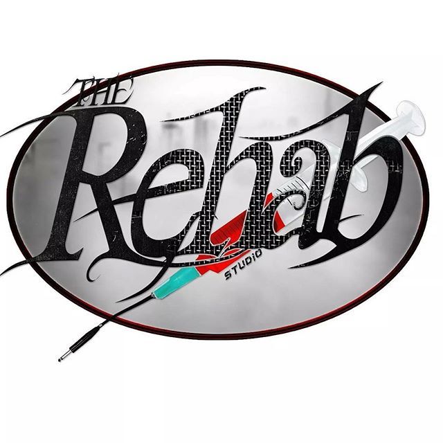 Hit me up for inquiries on production and mixing . I produce  MOST genres . I love urban, pop, country, rock, edm . If you know what you want , I can do it . DM me for inquiries !
•
•
•
•
•
•
#music #musician #musicians #musicproducer #musicvideo… ift.tt/2wfDLNz