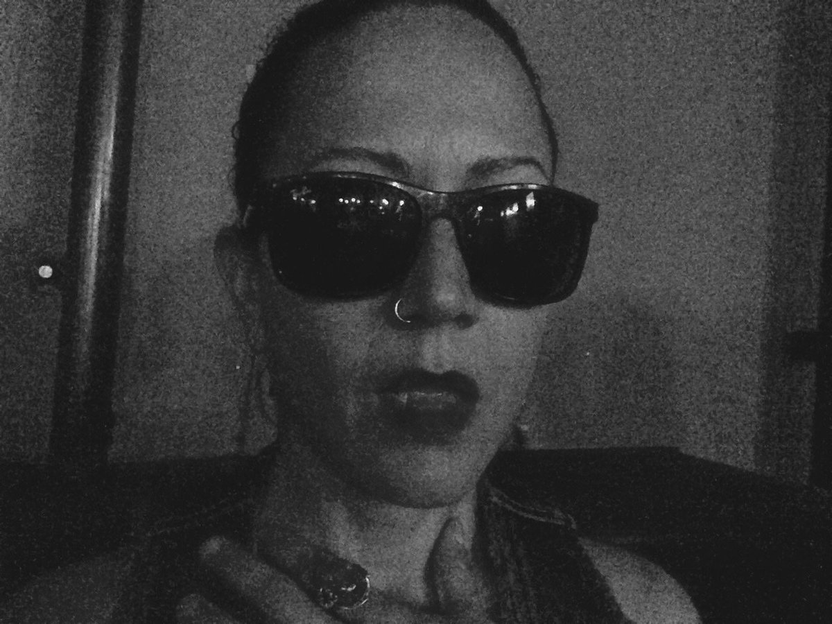 viotheband's tweet image. Just got done rehearsing. Broke a filing eating taco afterwards, then got rear-ended but car and me are ok! Jacuzzi time...dentist in A.M. #sendpositivevibes #helpasisterout