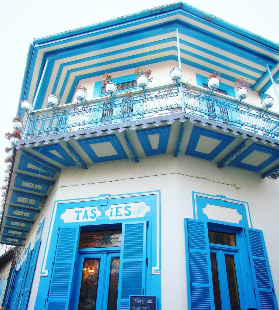 Anastasia Gerali, founder of <a href="/alasia/">alasia</a>.lifestyle shares her guide to Cyprus on our blog. 
Check out Tasties cafe in Lefkara for homemade comfort food.
mischadesigns.com/blogs/news/tra…
📷@youshouldvisitcyprus