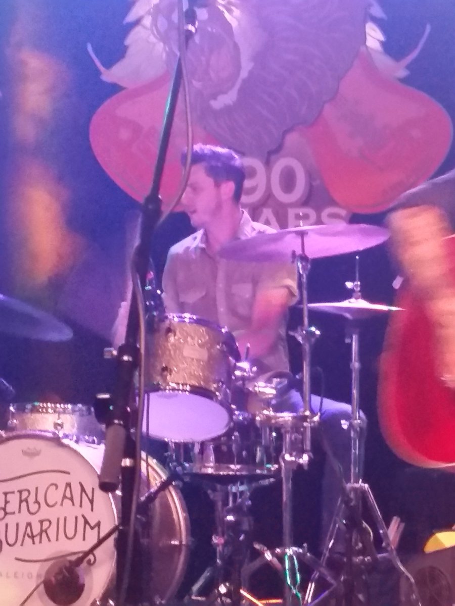 417riseoverrun's tweet photo. @USAquarium @georgesmajestic @FayRoots @maureencoert @dgold @cpindc @ryansfather @craigmoreau @KarolVallerga (2 of 2) #TheHuff on b3
@BuffaloBrett @LisaLuckstruck https://t.co/pmiWqF0K5X