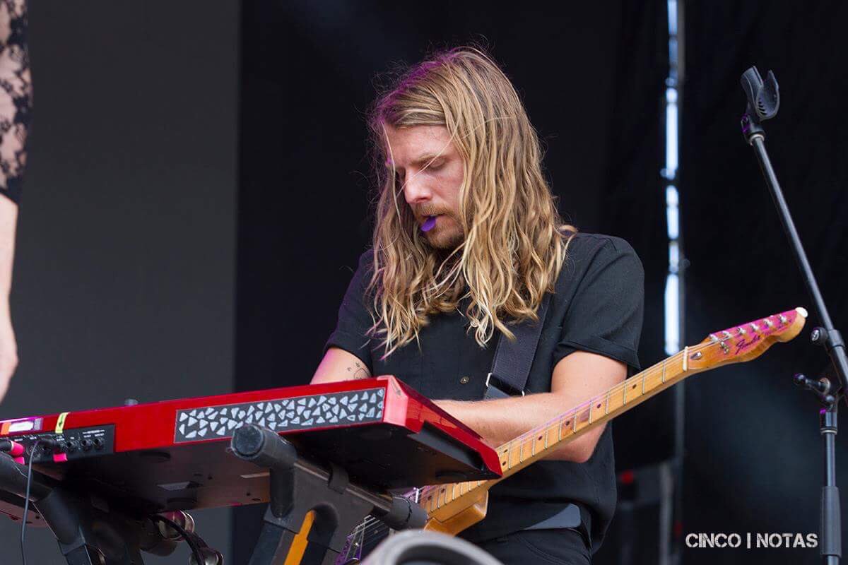 cinconotas's tweet photo. @GROUPLOVE en @HellowFestival / #GroupLove #HellowFest18 #HellowFest / 📷: @SeniMtz https://t.co/k3EqkmB0l7