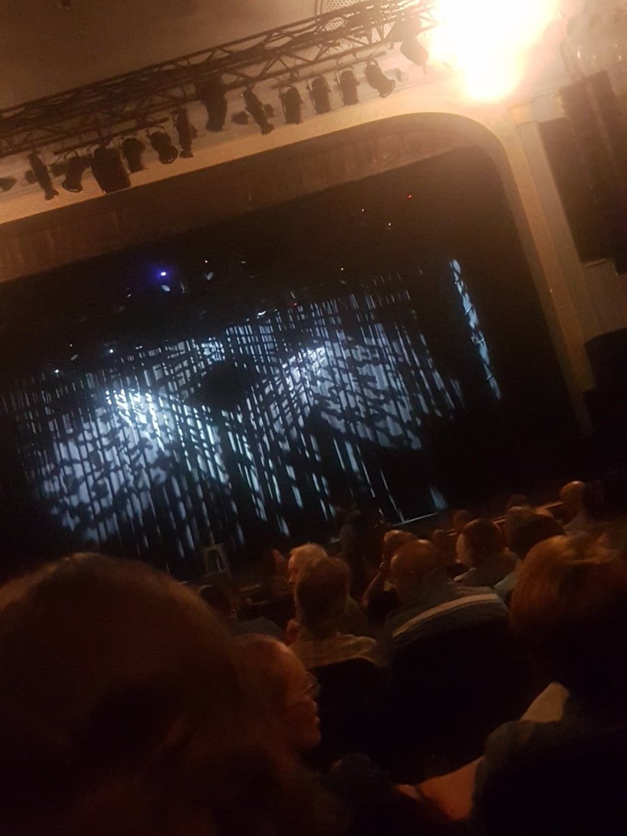 TimBakerHR's tweet image. Excited to see The Holy Shift Tour with @realrobbell tonight #RobCast #HolyShift #Toronto #Events