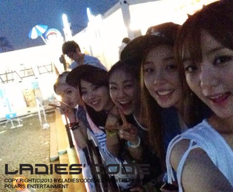 loopstwt's tweet photo. happy 2000 days with ladiesβ code, im so happy i found them and get to spend time supporting them and being in our little lavely family, i love ladiesβ code and lavely so muchβ‘
#2000DaysWithLadiesCode https://t.co/9BG8sYmwaa