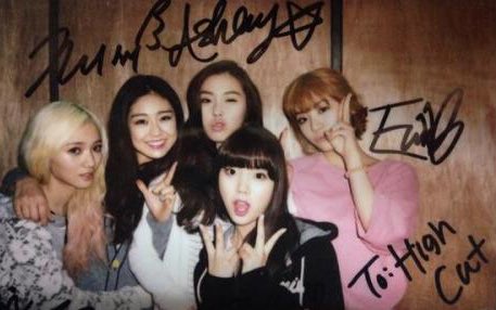 loopstwt's tweet photo. happy 2000 days with ladiesβ code, im so happy i found them and get to spend time supporting them and being in our little lavely family, i love ladiesβ code and lavely so muchβ‘
#2000DaysWithLadiesCode https://t.co/9BG8sYmwaa