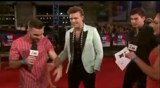 hemmingslyla's tweet photo. Eu tô um nojoooo
#iHeartRadioMMVAs #FFGroup5SOS https://t.co/11ZuvjFxQ6