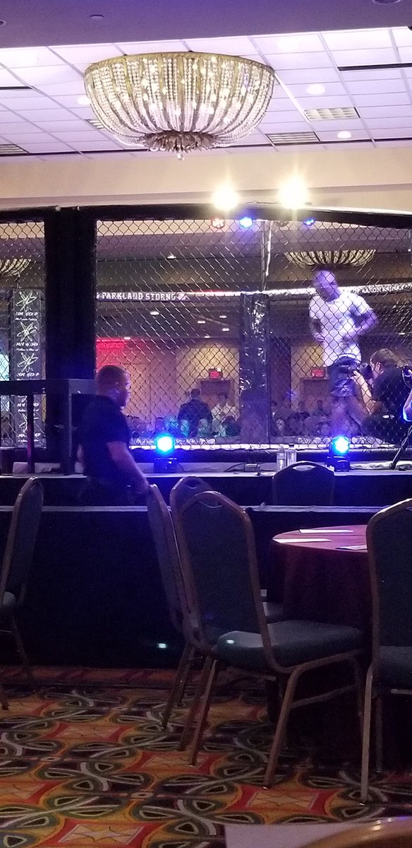 TheRealDanHaim's tweet photo. #parklandstrong #msdstrong @XFNfights https://t.co/75pE6JEGMC