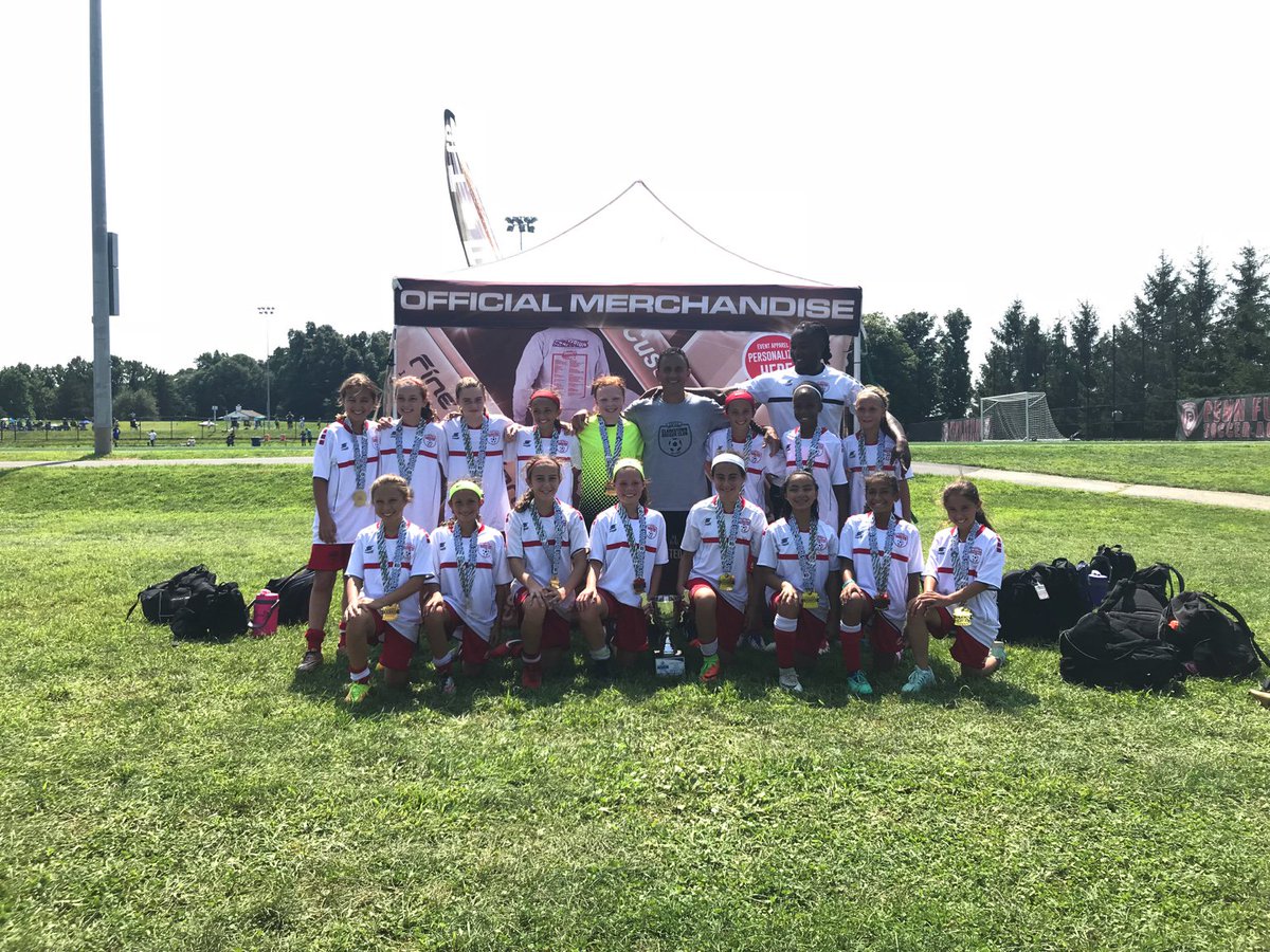 SUSCKOC's tweet photo. Congratulations U12 Championship Champions @ClarkstownSC '07 Elite Samimi! #2018KOC @ContinentalFC1 https://t.co/Qjv28I5xc7