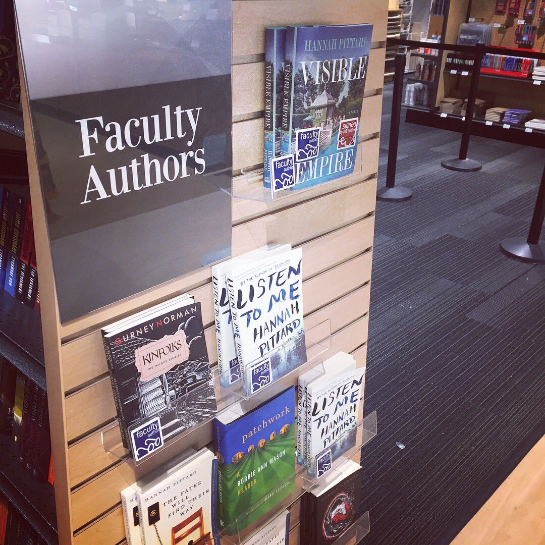 #BooksInTheWild: Walking into the campus bookstore &amp; seeing a #KentuckyPress book on the shelf—esp. one like #BobbieAnnMason’s PATCHWORK—always gives us warm fuzzies. Thanks for showing the love, <a href="/UKYbookstore/">UK Bookstore</a>!

#UPK75 #KYbooks #KYwriters #KYauthors #AmericanFiction
