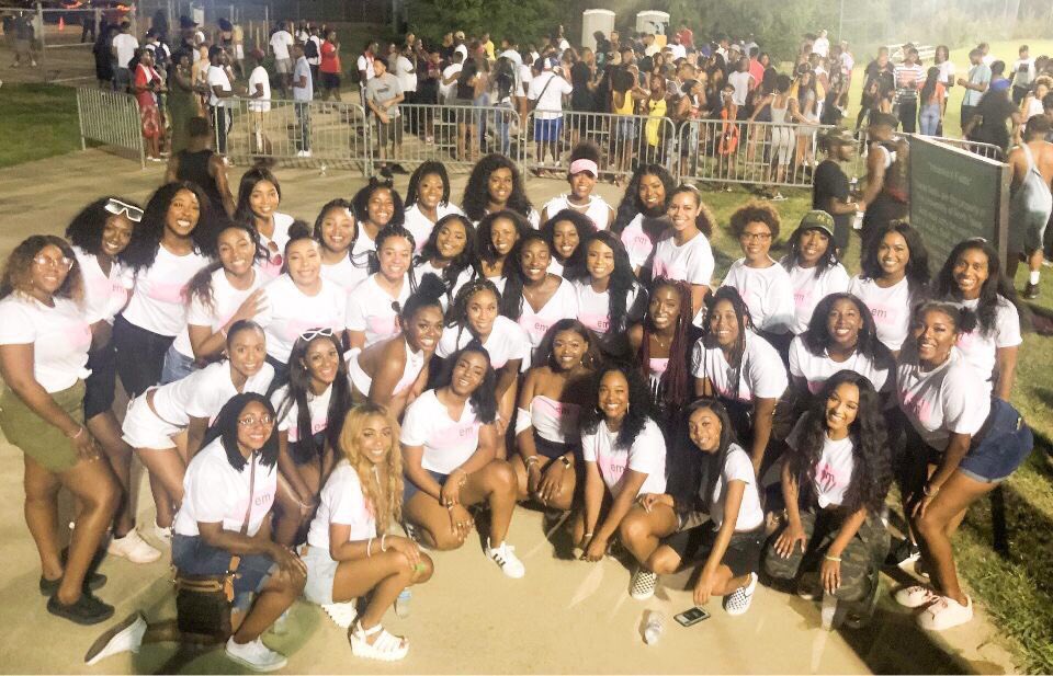 UNT_AKAs's tweet photo. Weekend recap: Supporting the Pham at #KerrBeach2K18 https://t.co/6LkYtfDPel