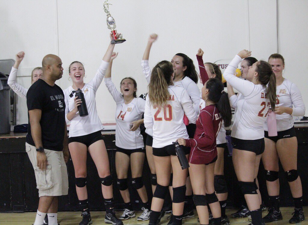 elmovolleyball's tweet photo. Had a great tournament this weekend!!! We took copper division champions!! Bringing home a trophy!! 🏆❤️💛🏐 @ElModenaHS https://t.co/K6jM7NYz00