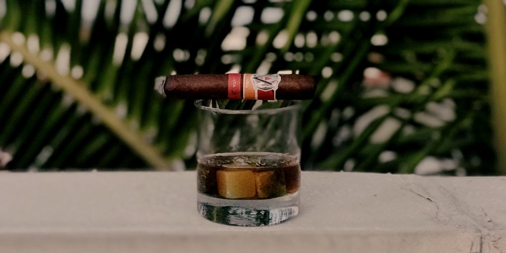 xprvegas's tweet photo. Private cigar tasting, for true cigar aficionados. #cigars #cigartasting #vegasexperiences https://t.co/8Ugn9GoCGh https://t.co/rQCNwuyMdr