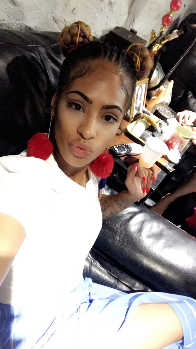 itsBebaBrox3's tweet photo. #puertorican #Queen 🌪🇵🇷❤️ https://t.co/EWOL5qcrjf