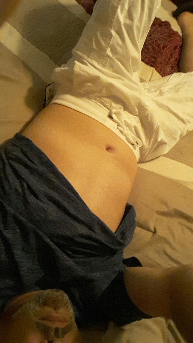 BDRichardsonStl's tweet photo. Rockin the Dad bod for all my haters! #suckit https://t.co/TK2MhGiYW5