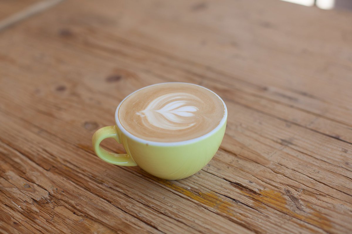 dibarcafe's tweet photo. Empezar bien en #sandwichez #lugaresdibarcafe #cafe #cafeina #coffee #cafeteros #coffeeshop #dibarcafe #barcelona #roasters #roasterslife #bcn #bcncoffee #breakfast #happymonday https://t.co/PfgapOiE38