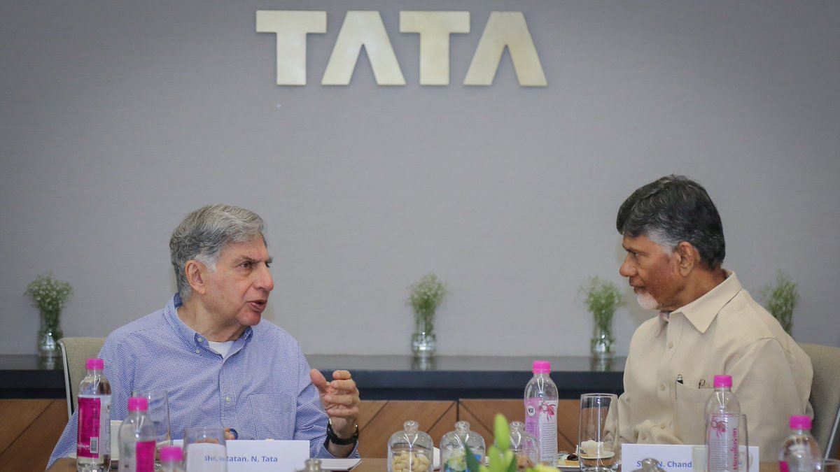 ncbn's tweet photo. Met with @RNTata2000 ji &amp; Natarajan Chandrasekaran ji from @TataCompanies at Tata Experience Centre, Bombay House and discussed the investment opportunities in Andhra Pradesh. https://t.co/v5U3fbj0sA