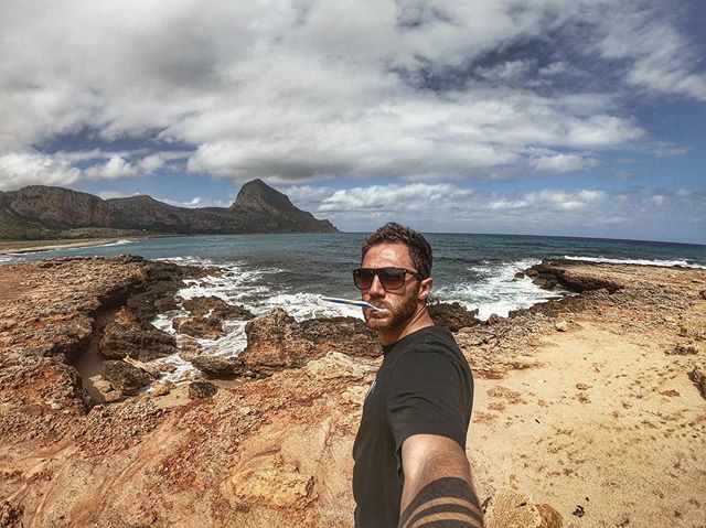 ClaudioLanz's tweet photo. Living on the road.
•
•
#amazing #beach #beautiful #beauty #blue #cloud #cloudporn #clouds #sicilia #fun #horizon #vanlife #ignaturale #instagood #vanlifediaries #natur #nature #lifeontheroad #ocean #oceano #onda #photooftheday #sicily #vanlifers #re… https://t.co/JONEwGztKq https://t.co/gU97jlRixZ