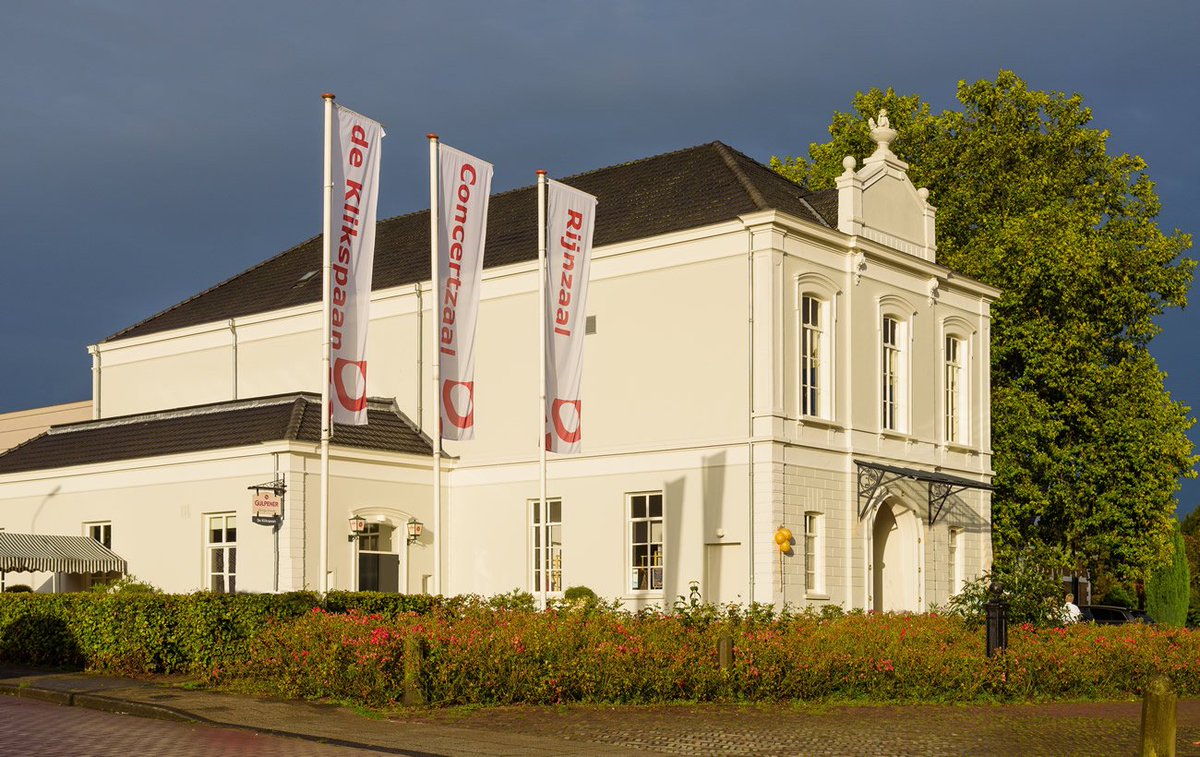 EventTheater Concertzaal Oosterbeek. De lacatie, voor bedrijfsfeesten, presentaties, trainingen. ow.ly/V8X330kZzFI