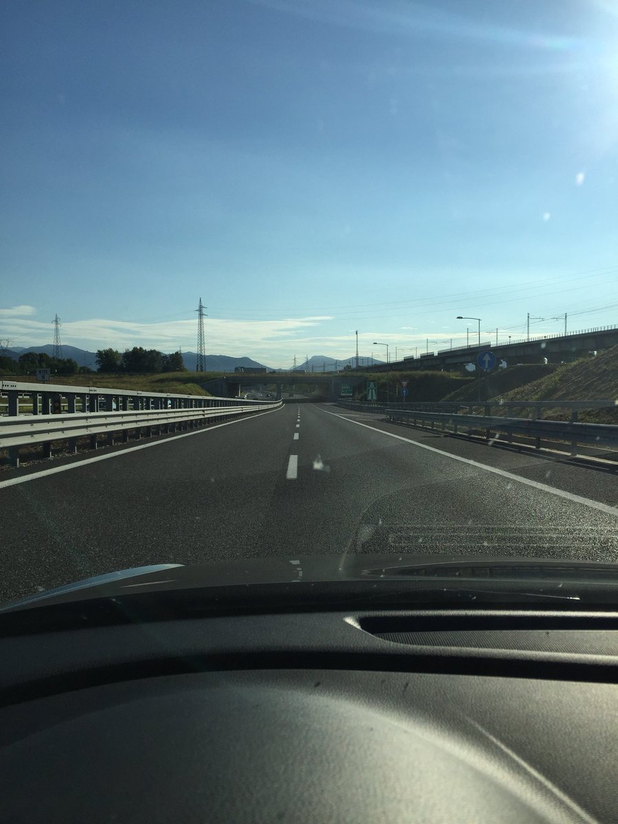 michelevnt80's tweet photo. Ogni maratona inizia col primo passo, ogni settimana inizia col lunedì !! Ogni inizio è sempre bello !! Buon #lunedì #buonagiornata https://t.co/7YO9znqkgZ