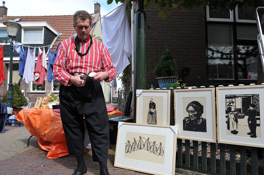 Woensdag a.s. #kunst op de botermarkt, braderie en gezellig terras van 12:00-19:00 uur #dagjeweg