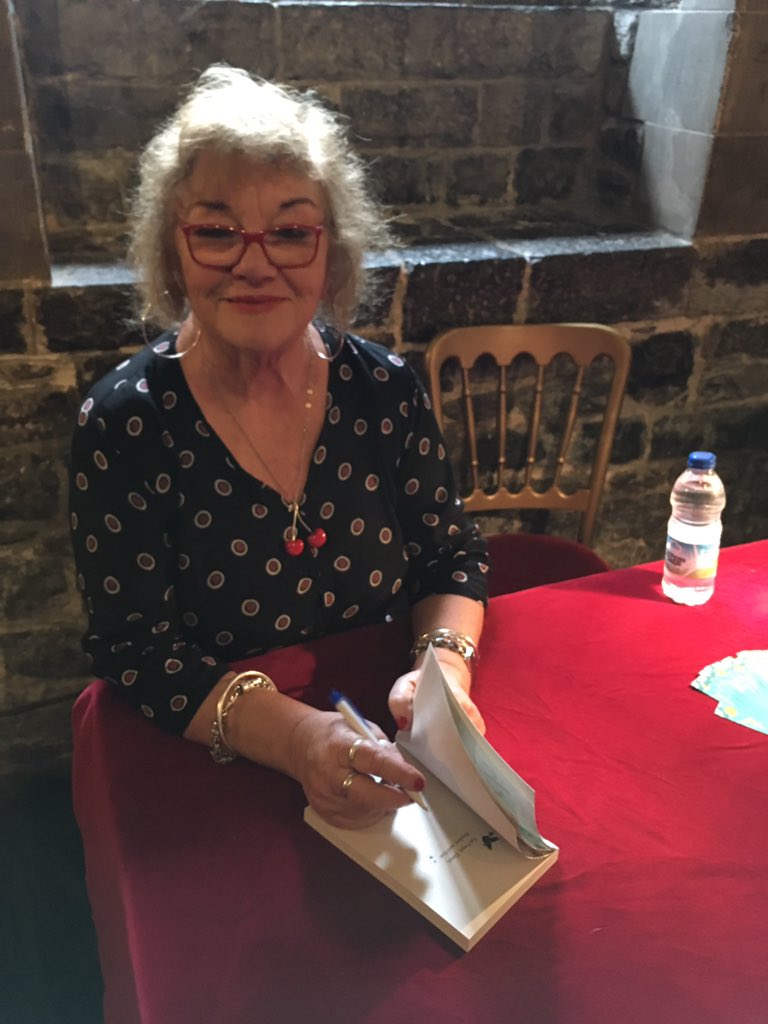 simonkids_UK's tweet photo. Don't miss the magical #KayeUmansky @edbookfest TODAY 5pm #EdBookFest #Pongwiffy #WitchForAWeek https://t.co/HudaXGcW0f